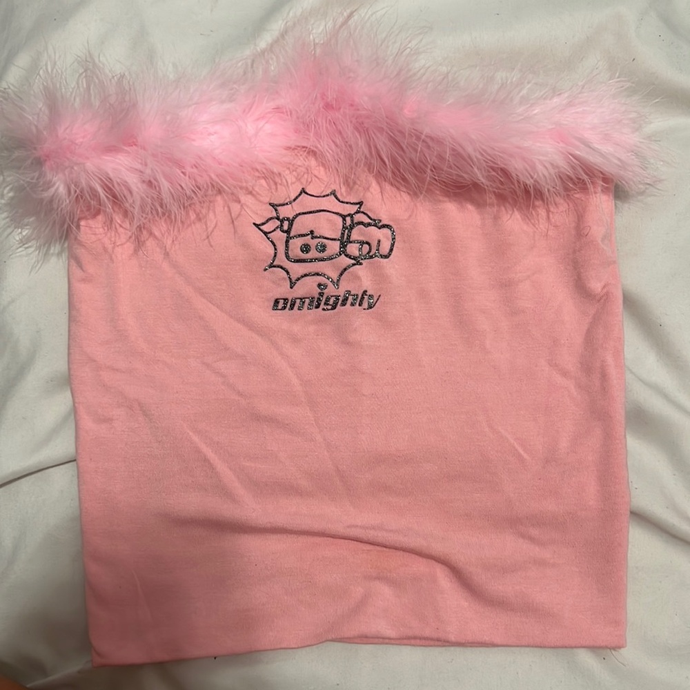 Pink omighty crop tube top